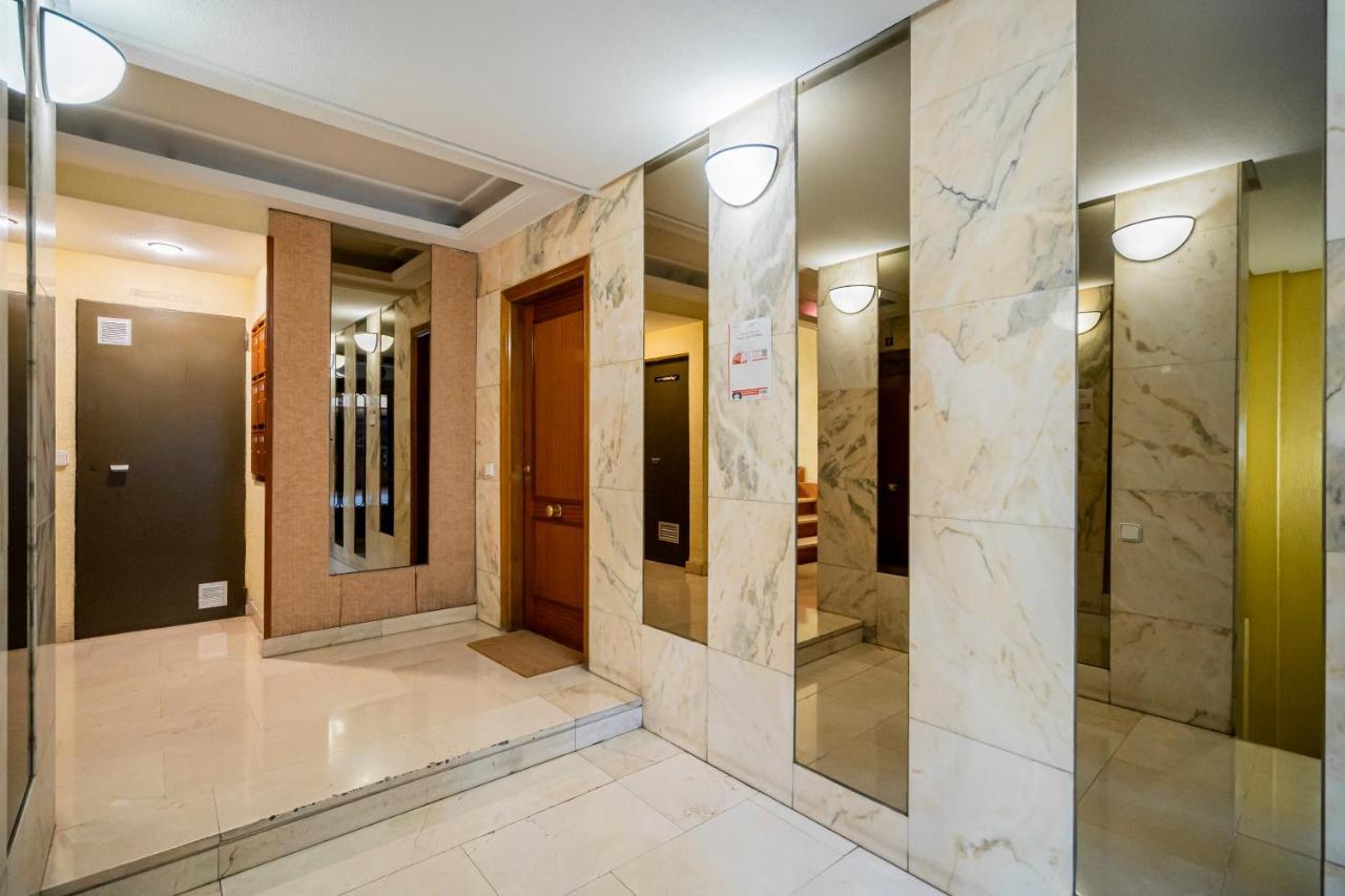 Dobo Madrid Ventas Lägenhet Exteriör bild