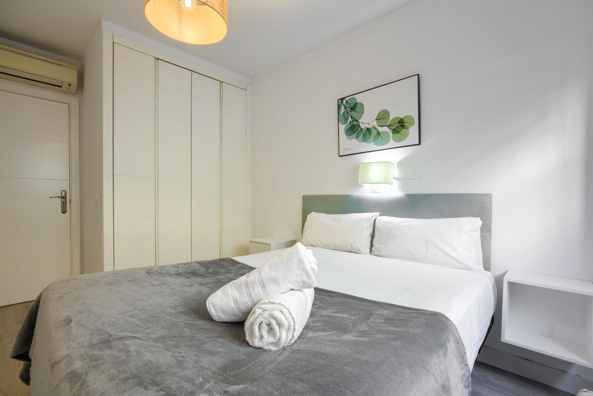 Dobo Madrid Ventas Lägenhet Exteriör bild