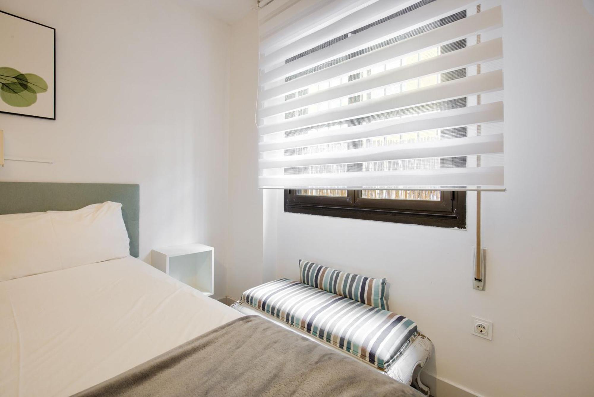 Dobo Madrid Ventas Lägenhet Exteriör bild
